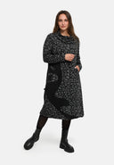 'Seriva' jurk – kunstzinnig, gezellig & figuurvriendelijk