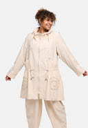 «Livia» parka de transition – doux, riche en détails et moderne