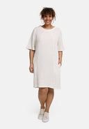Robe « Crissa » – plissée, douce et flatteuse pour la silhouette
