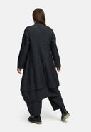 'Lunel' övergångskappa – elegant, modern & med markant struktur