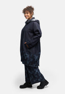 'Nila' Mantel – Dark Denim, Kapuze