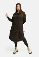 'Brunel' jurk – Cowl-Neck, zijplooien & midilengte