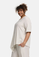 Koszula 'Valeria' – płynna, nowoczesna i minimalistyczna