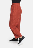 Φαρδύ παντελόνι με κωνική εφαρμογή 'Ferina'