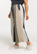 Pantaloni 'Sorella' – ariosi, moderni e unici