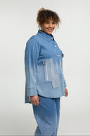 Blusa 'Sky' – Denim Premium, Remendo & Elasticidade