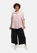 Blusa 'Zaya' – arejada, feminina e elegantemente descontraída