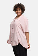 Blusa 'Zaya' – arejada, feminina e elegantemente descontraída